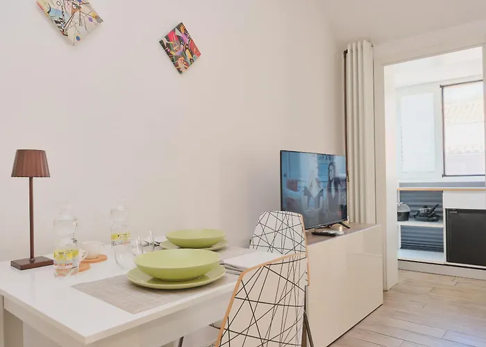 Апартаменты Duomo Affascinante Monolocale